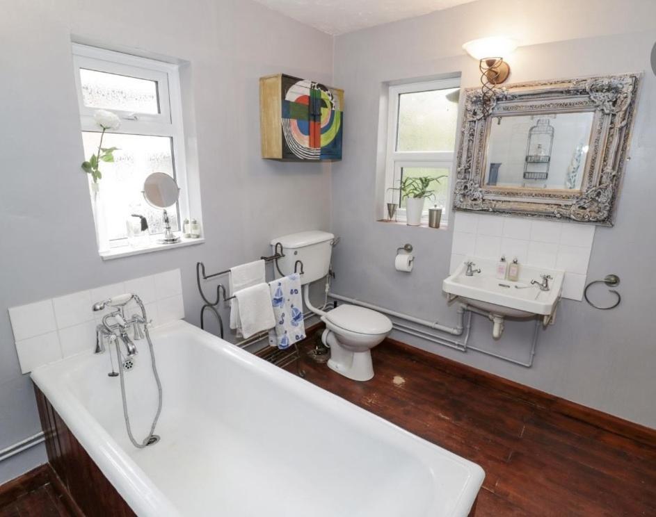 Lovely Comfortable 3 Bed Home, Worcester Exteriör bild