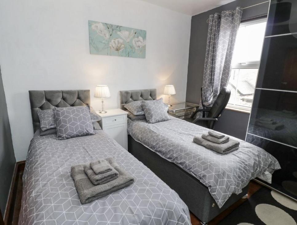 Lovely Comfortable 3 Bed Home, Worcester Exteriör bild