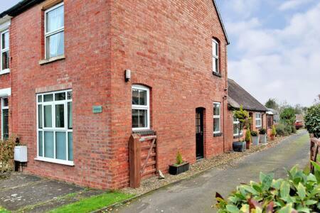 Lovely Comfortable 3 Bed Home, Worcester Exteriör bild